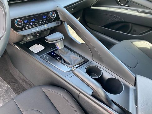 New 2026 Hyundai Elantra Sport FWD image 13