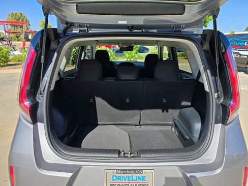 Used 2024 Kia Soul LX w/ Option Group 015 image 28