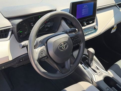 Used 2023 Toyota Corolla LE image 16