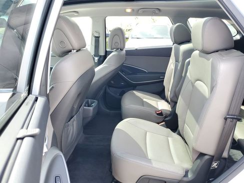 Used 2018 Hyundai Santa Fe Limited AWD/4WD image 14