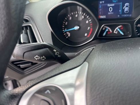 Used 2015 Ford Escape SE FWD image 27