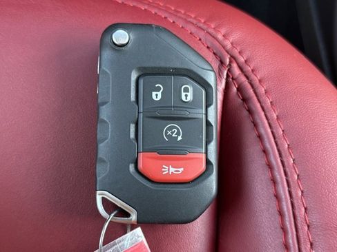 Used 2024 Jeep Wrangler Unlimited Rubicon 392 image 24