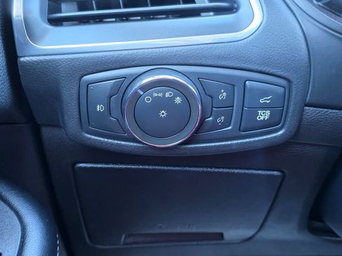 Used 2022 Ford Edge Titanium w/ Equipment Group 301A AWD/4WD image 52