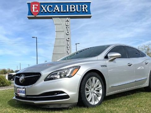 Used 2018 Buick LaCrosse Premium image 6