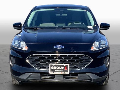 Used 2022 Ford Escape SE w/ SE Sport Appearance Package FWD image 4