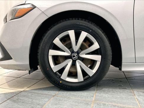 Used 2022 Honda Civic LX image 7