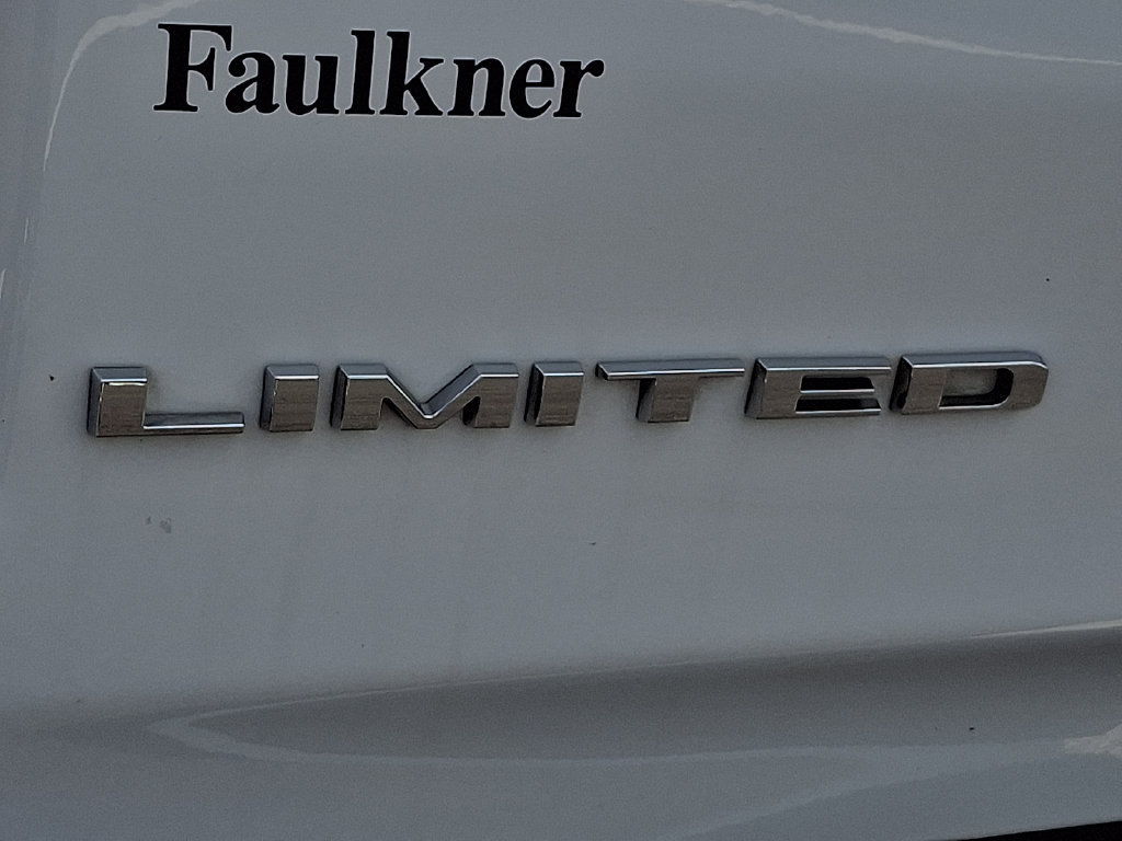 Used 2020 RAM 1500 Limited w/ Body Color Bumper Group AWD/4WD image 29