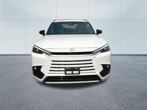 Used 2025 Lexus TX 350 AWD w/ Technology Package image 5