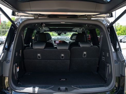 Used 2026 INFINITI QX80 Autograph w/ Premium Cargo Package AWD/4WD image 19