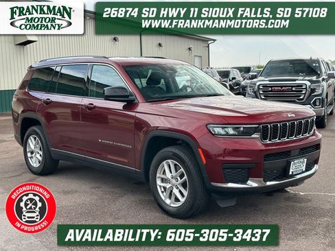 Used 2023 Jeep Grand Cherokee L Laredo w/ Luxury Tech Group I AWD/4WD image 1