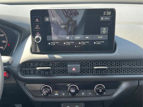 New 2026 Honda HR-V LX image 18