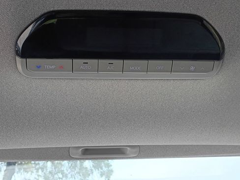 Certified 2024 Kia EV9 Wind AWD/4WD image 23