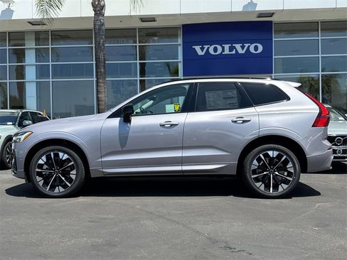 New 2026 Volvo XC60 B5 Ultra image 2