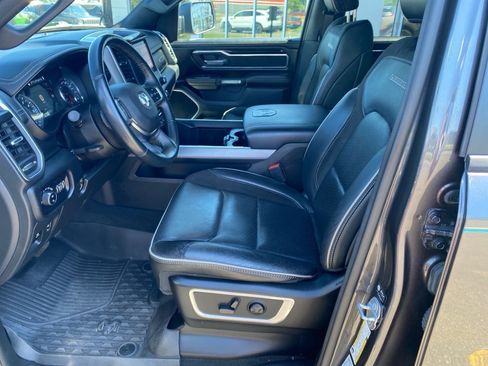 Used 2022 RAM 1500 Laramie w/ Sport Appearance Package AWD/4WD image 9