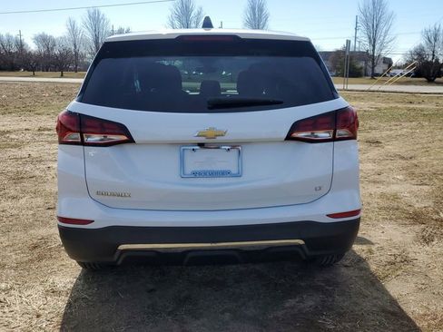 Used 2023 Chevrolet Equinox LT image 4