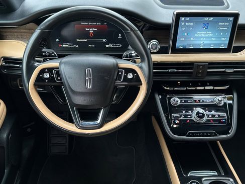 Used 2022 Lincoln Corsair Reserve image 13