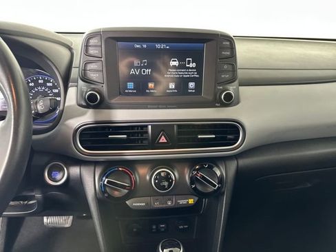 Used 2019 Hyundai Kona SEL image 21