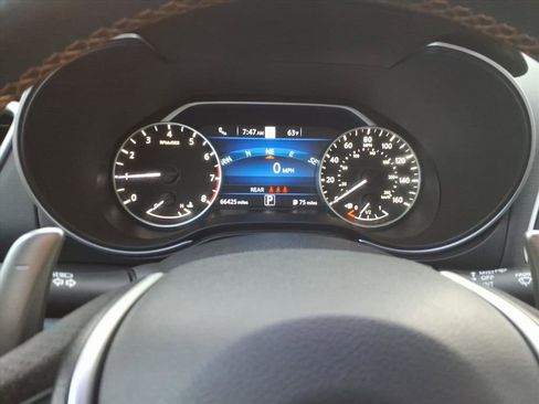 Used 2023 Nissan Maxima SR w/ Sport Mat Group image 16