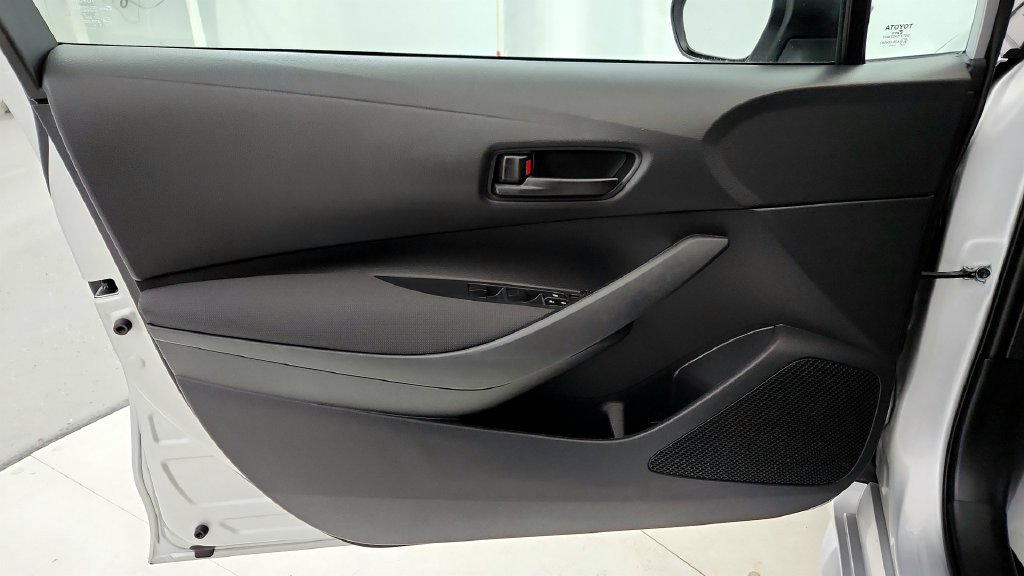 Used 2023 Toyota Corolla LE FWD image 22