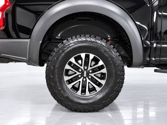 Used 2020 Ford F150 Raptor w/ Equipment Group 802A Luxury AWD/4WD image 9