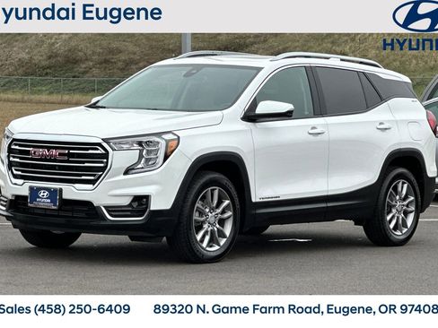 Used 2022 GMC Terrain SLT image 9