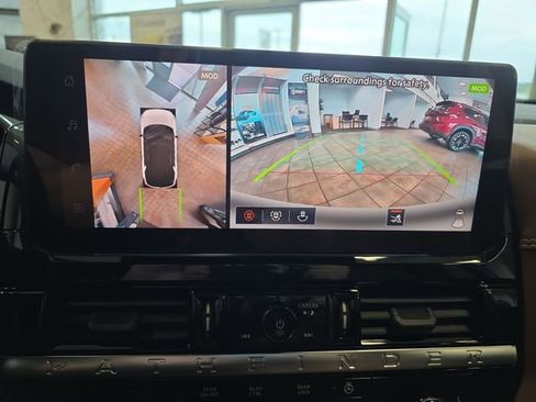 New 2026 Nissan Pathfinder Platinum AWD/4WD image 24