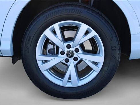 Certified 2025 Audi Q5 Premium w/ Convenience Package AWD/4WD image 14