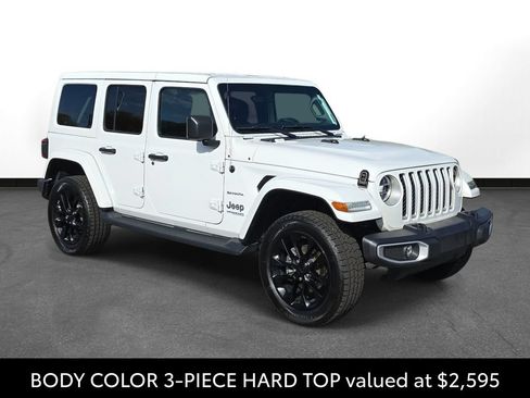 Used 2021 Jeep Wrangler Unlimited Sahara w/ Cold Weather Group AWD/4WD image 3