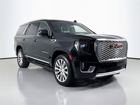 Used 2022 GMC Yukon Denali image 3
