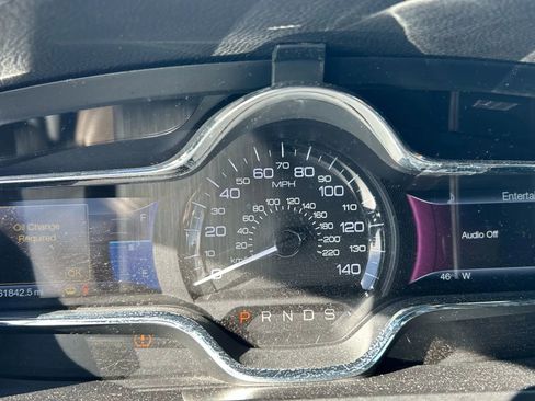 Used 2013 Lincoln MKS FWD image 12