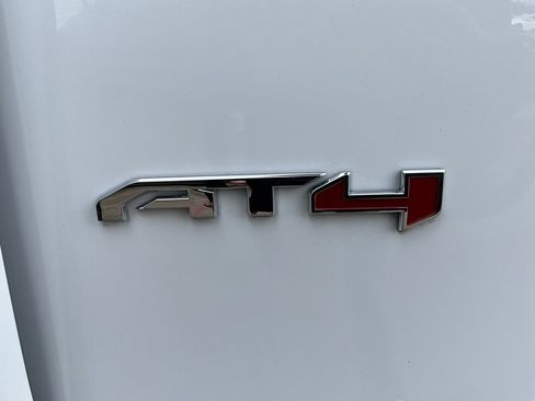 Used 2023 GMC Terrain AT4 w/ Infotainment Package II image 10