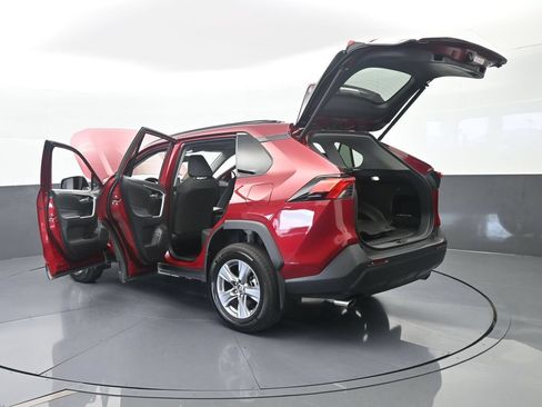 Used 2025 Toyota RAV4 XLE w/ Convenience Package FWD image 74