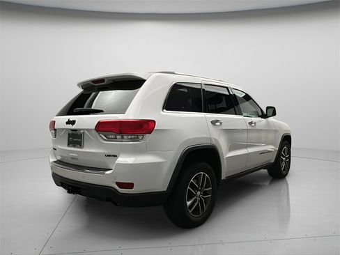 Used 2017 Jeep Grand Cherokee Limited w/ Luxury Group II image 7
