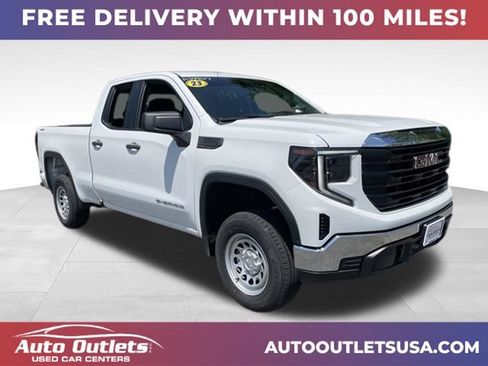 Used 2023 GMC Sierra 1500 Pro w/ Pro Value Package AWD/4WD image 1