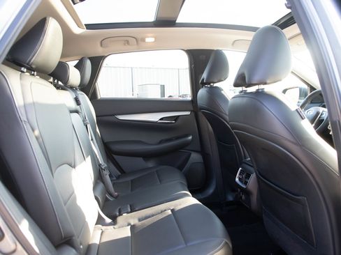 Used 2020 INFINITI QX50 Luxe w/ Navigation Package AWD/4WD image 14