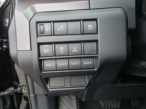 Used 2025 Toyota 4Runner TRD Off-Road image 17