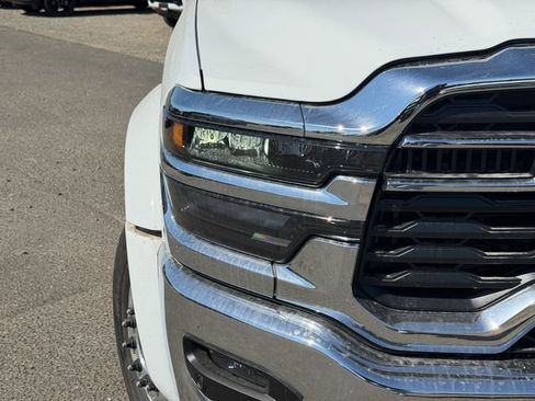 New 2026 RAM 5500 4x4 Regular Cab image 5