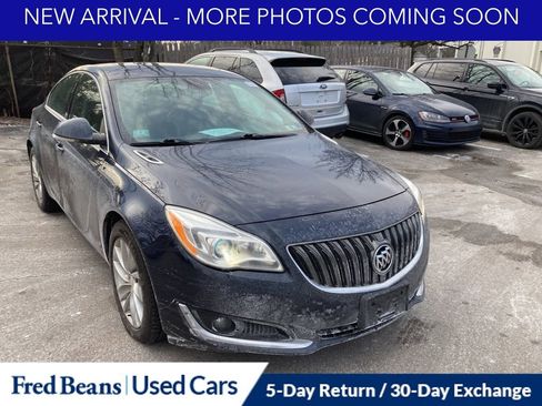 Used 2017 Buick Regal Premium image 1