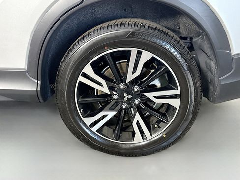 Used 2025 Mitsubishi Eclipse Cross SE image 37