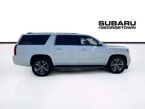 Used 2017 Chevrolet Suburban Premier RWD image 8