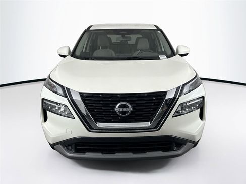 Used 2023 Nissan Rogue SV FWD image 7