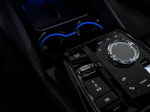 Used 2025 BMW i5 M60 w/ Executive Package image 29