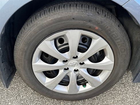 Certified 2025 Toyota Corolla LE image 12