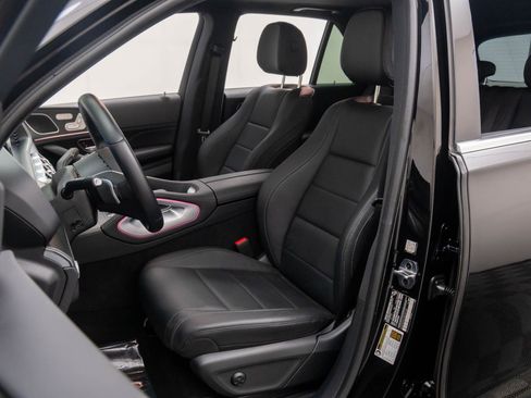 Certified 2025 Mercedes-Benz GLE 450 4MATIC image 17