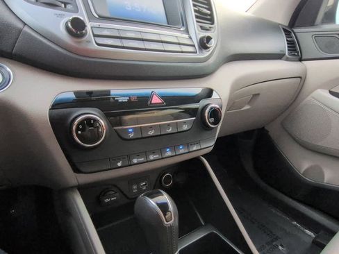 Used 2016 Hyundai Tucson Sport image 27