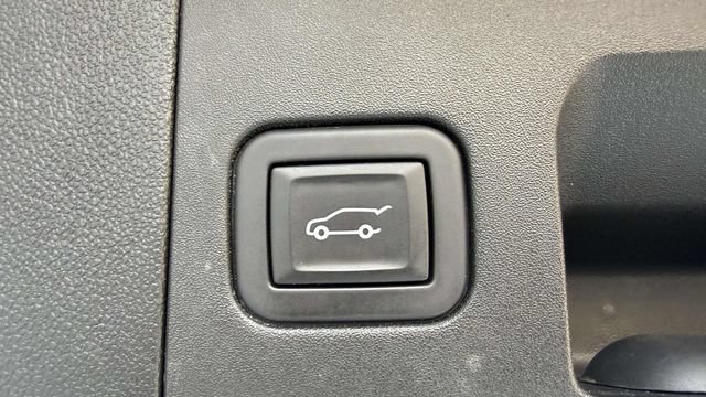 Certified 2024 Cadillac XT5 Luxury w/ LPO, Floor Liner Package AWD/4WD image 56