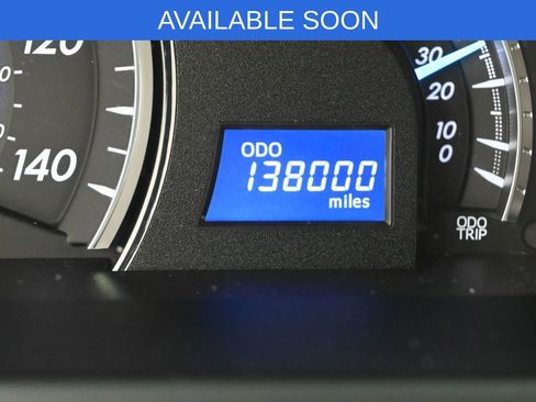 Used 2014 Toyota Camry XLE w/ Leather Package image 19