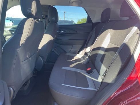 Used 2025 Chevrolet TrailBlazer LT image 23