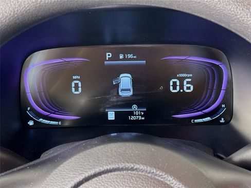 Certified 2025 Kia Soul LX w/ LX Technology Package FWD image 13