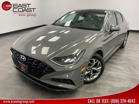 Used 2022 Hyundai Sonata SEL w/ Convenience Package image 1